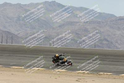 media/Nov-15-2025-Race Pace (Sat) [[8de605a2d8]]/Non Verified Riders (1st 20 Minutes)/Bowl (1015am)/